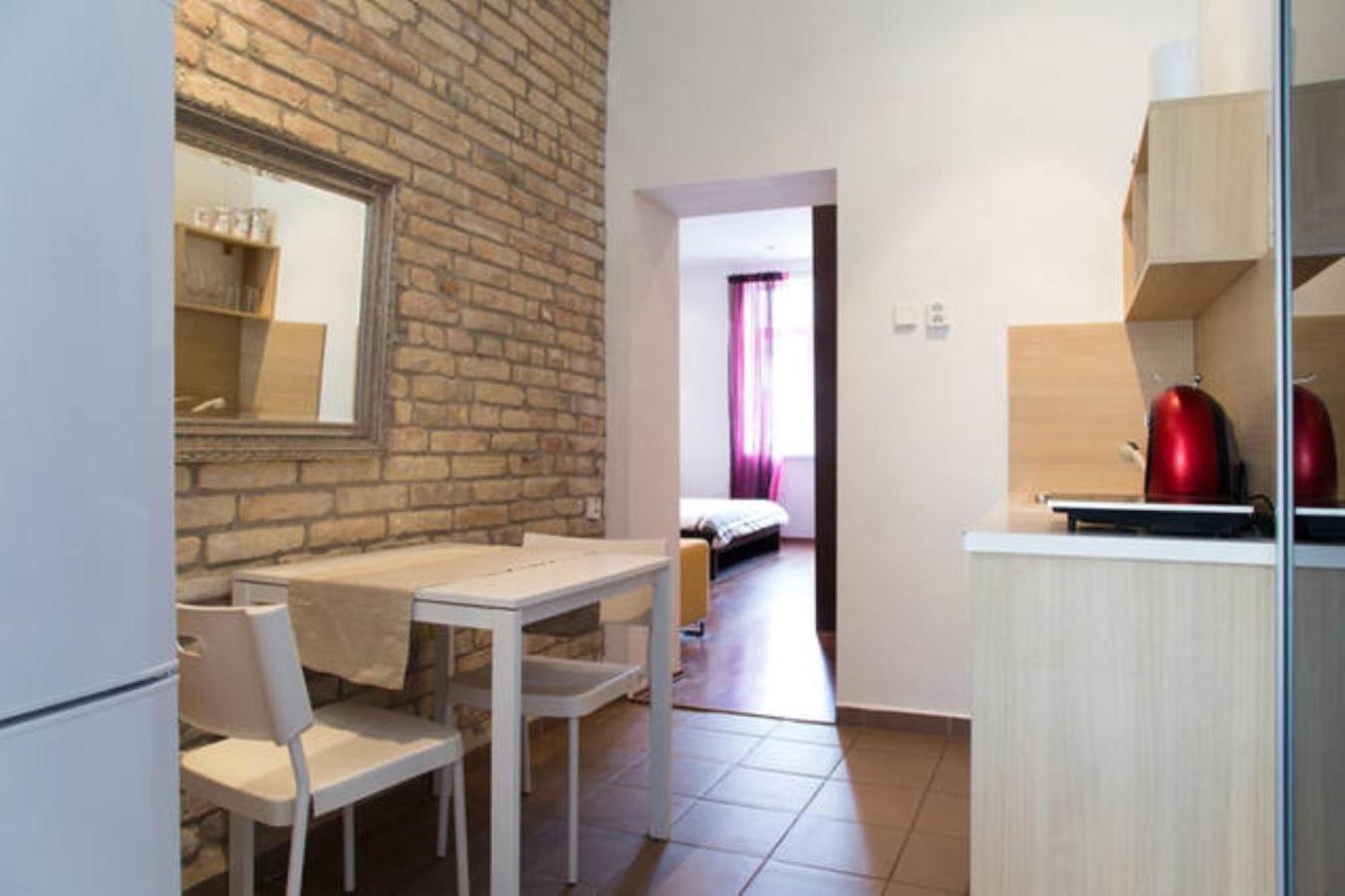 Romantic Central Flat Bratislava Eksteriør bilde